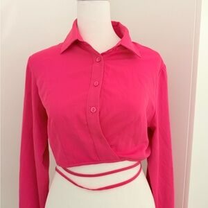 Vakko Fuchsia Button-Down Crop Top